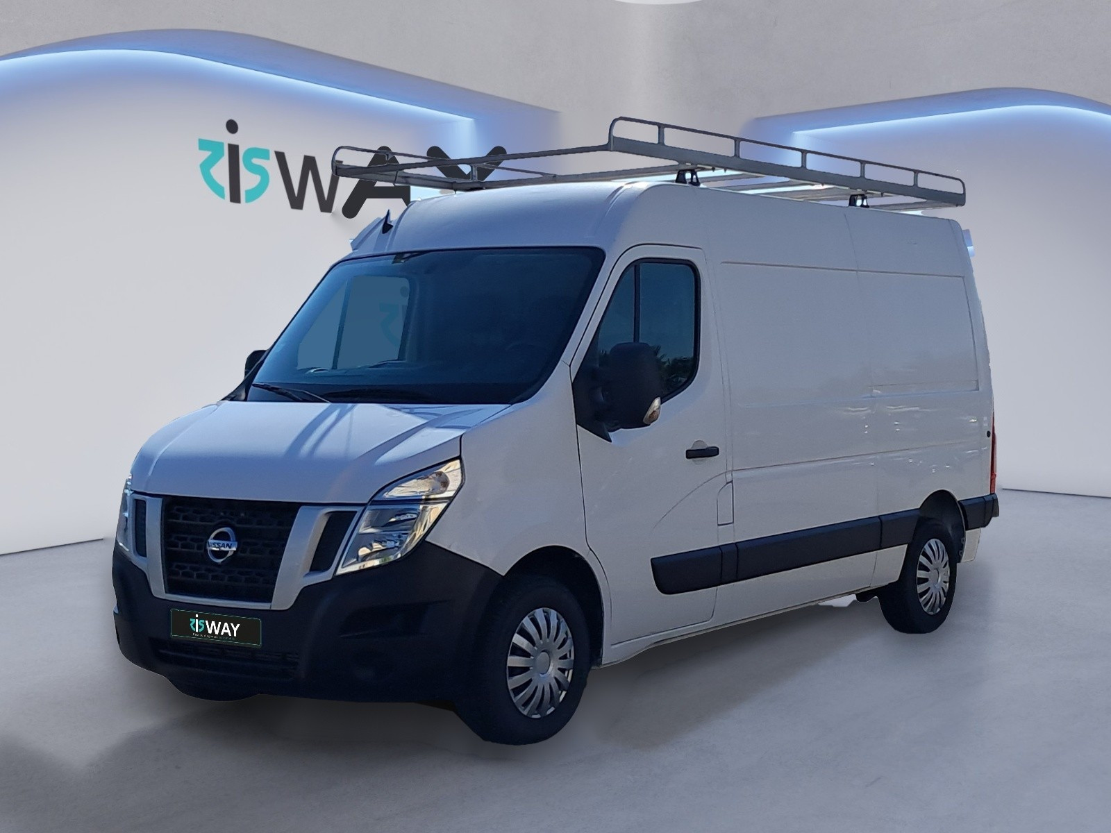 Nissan NV400